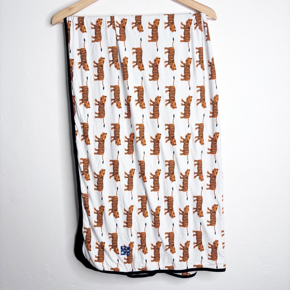 Kickee Pants Bamboo Tiger Print Blanket EUC
